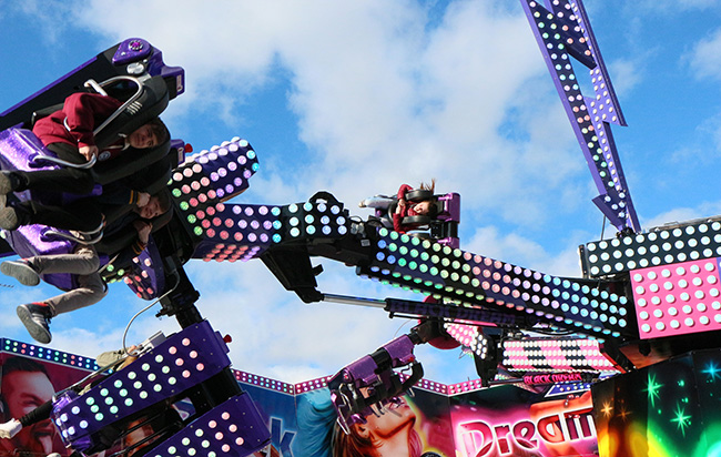 la fête foraine à Villeneuve-sur-Lot la fête foraine à Villeneuve-sur-Lot