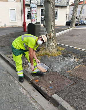 Traitement sélectif contre les moustiques à Villeneuve